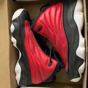 Worn about 7-9 times 8.5/10 quality